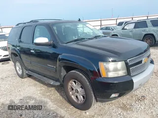 2008 Chevrolet Tahoe 2LT с VIN 1GNFK13038R121044, выставлен на аукционе IAAI как лот 42473624 с пробегом 241 053 миль миль и . История ставок и продаж доступна на DreamBid. Изображение 1.