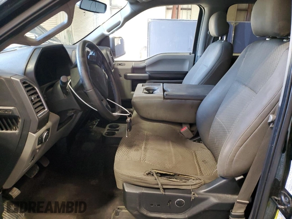 2015 Ford F-150 XLT z VIN 1FTEW1EF3FFB68325, wystawiony jako Copart lot #50276325 z przebiegiem 298 527 mil mil oraz Czysty tytuł • Clean title. Historia ofert i sprzedaży dostępna na DreamBid. Obrazek 7.