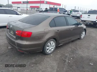 2012 Volkswagen Jetta S with VIN 3VW2K7AJ7CM391388, listed as a IAAI auction lot 42256440 with 178,344 mi miles and . Bid and sale history available at DreamBid. Image 4.