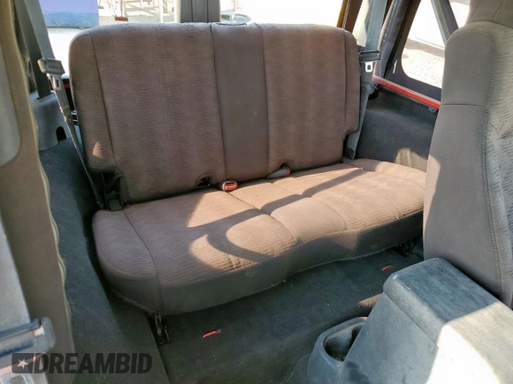 2004 Jeep Wrangler X с VIN 1J4FA39S44P702925, выставлен на аукционе Copart как лот 64004875 с пробегом 135 268 миль миль и Списание • Salvage title. История ставок и продаж доступна на DreamBid. Изображение 10.