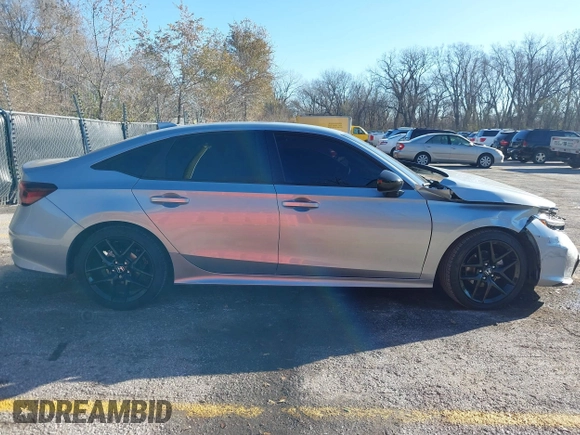 2025 Honda Civic Sport z VIN 2HGFE2F54SH513066, wystawiony jako IAAI lot #40995389 z przebiegiem 2 210 mil mil oraz . Historia ofert i sprzedaży dostępna na DreamBid. Obrazek 13.