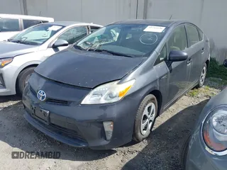 2015 Toyota Prius Four z VIN JTDKN3DU7F2003225, wystawiony jako IAAI lot #41741030 z przebiegiem 195 090 mil mil oraz . Historia ofert i sprzedaży dostępna na DreamBid. Obrazek 2.