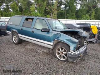 1993 Chevrolet Suburban with VIN 1GNEC16K5PJ308997, listed as a Copart auction lot 68327744 with 256,660 mi miles and Salvage Title. Bid and sale history available at carsss.com. Image 4.