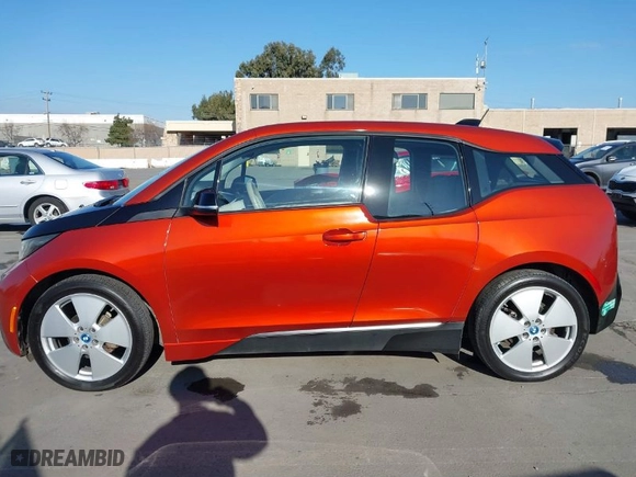 2015 BMW i3 with VIN WBY1Z4C56FV504474, listed as a IAAI auction lot 41449115 with NaN miles. Bid and sale history available at carsss.com. Image 15.