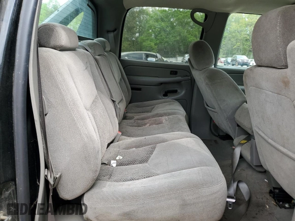2005 Chevrolet Avalanche LS z VIN 3GNEC12Z05G203432, wystawiony jako Copart lot #49832705 z przebiegiem 235 449 mil mil oraz Szkoda całkowita • Salvage title. Historia ofert i sprzedaży dostępna na DreamBid. Obrazek 10.