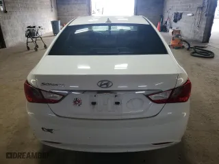 2013 Hyundai Sonata GLS PZEV with VIN 5NPEB4AC7DH705760, listed as a Copart auction lot 52231325 with 139,631 mi miles and Salvage Title. Bid and sale history available at carsss.com. Image 6.