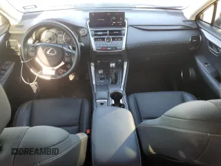 2019 Lexus NX 300 z VIN JTJBARBZ7K2188705, wystawiony jako Copart lot #55131045 z przebiegiem 71 737 mil mil oraz Szkoda całkowita • Salvage title. Historia ofert i sprzedaży dostępna na DreamBid. Obrazek 8.