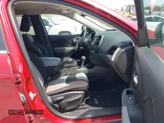 2014 Jeep Cherokee Altitude with VIN 1C4PJMCB7EW185958, listed as a IAAI auction lot 42002583 with 118,256 mi miles and . Bid and sale history available at DreamBid. Image 5.
