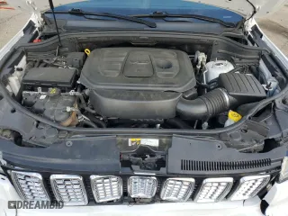 2019 Jeep Grand Cherokee Overland with VIN 1C4RJECG4KC833019, listed as a Copart auction lot 51277555 with 124,072 mi miles and Salvage Title. Bid and sale history available at carsss.com. Image 12.