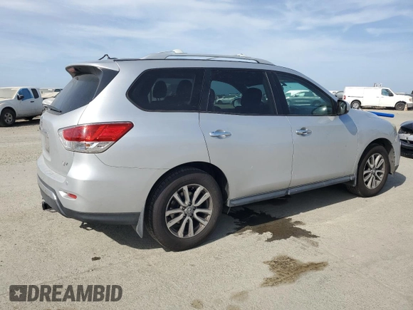 2014 Nissan Pathfinder SL with VIN 5N1AR2MN3EC686421, listed as a Copart auction lot 52896555 with 118,840 mi miles and Salvage title. Bid and sale history available at DreamBid. Image 3.