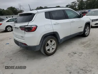2022 Jeep Compass Altitude with VIN 3C4NJCBB0NT182568, listed as a Copart auction lot 85894384 with 43,571 mi miles and Salvage title. Bid and sale history available at DreamBid. Image 3.