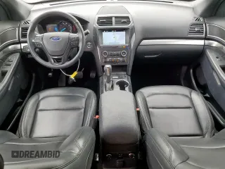 2019 Ford Explorer XLT z VIN 1FM5K8D8XKGA22222, wystawiony jako Copart lot #63078265 z przebiegiem 40 244 mil mil oraz Szkoda całkowita • Salvage title. Historia ofert i sprzedaży dostępna na DreamBid. Obrazek 8.