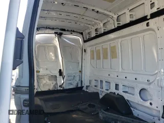 2024 Ford Transit Cargo with VIN 1FTBW3U8XRKA50365, listed as a Copart auction lot 69806664 with 7,292 mi miles and Salvage Title. Bid and sale history available at DreamBid. Image 10.