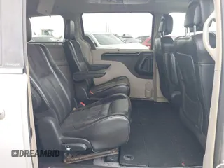 2011 Chrysler Town & Country Limited z VIN 2A4RR6DGXBR624477, wystawiony jako IAAI lot #42151890 z przebiegiem Nie podano mil oraz . Historia ofert i sprzedaży dostępna na DreamBid. Obrazek 8.