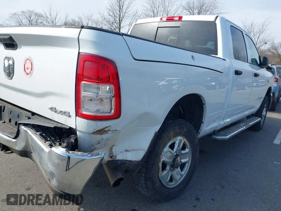 2022 Ram 2500 Tradesman with VIN 3C6UR5CL5NG222389, listed as a IAAI auction lot 38798981 with 62,755 mi miles. Bid and sale history available at carsss.com. Image 6.