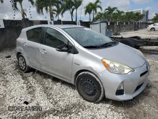 2014 Toyota Prius One with VIN JTDKDTB36E1570446, listed as a Copart auction lot 57044645 with 159,850 mi miles and Clean Title. Bid and sale history available at DreamBid. Image 4.