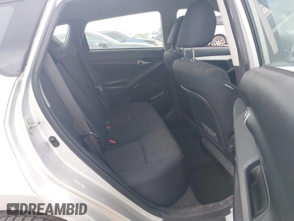 2009 Pontiac Vibe 1SB с VIN 5Y2SL67019Z403809, выставлен на аукционе IAAI как лот 42823402 с пробегом 168 130 миль миль и . История ставок и продаж доступна на DreamBid. Изображение 8.