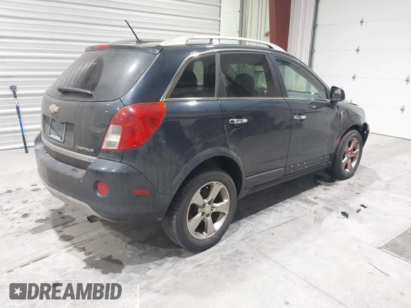 2015 Chevrolet Captiva Sport LT with VIN 3GNAL3EKXFS506614, listed as a IAAI auction lot 41235001 with 131,933 mi miles and . Bid and sale history available at carsss.com. Image 4.
