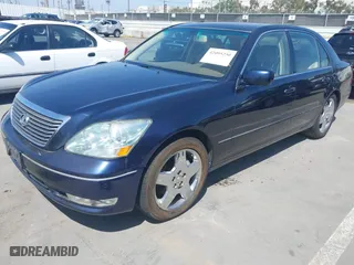 2006 Lexus LS 430 with VIN JTHBN36F365047847, listed as a IAAI auction lot 42095250 with 177,101 mi miles. Bid and sale history available at carsss.com. Image 2.