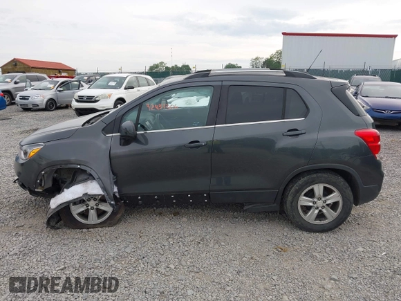 2020 Chevrolet Trax LT with VIN 3GNCJLSB8LL138202, listed as a IAAI auction lot 42431306 with 12,285 mi miles and . Bid and sale history available at DreamBid. Image 15.