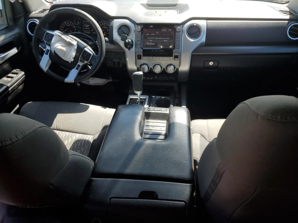 2021 Toyota Tundra SR with VIN 5TFRY5F18MX280888, listed as a Copart auction lot 48554635 with 141,882 mi miles and Non repairable. Bid and sale history available at DreamBid. Image 8.