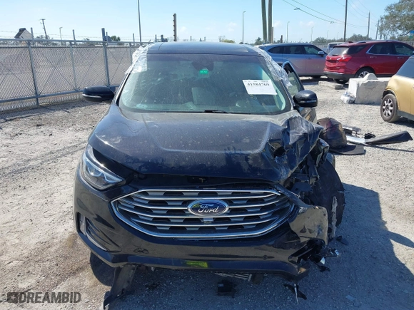 2019 Ford Edge Titanium with VIN 2FMPK3K95KBC57853, listed as a IAAI auction lot 41584769 with 52,932 mi miles. Bid and sale history available at carsss.com. Image 12.