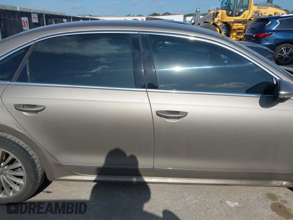 2016 Volkswagen Passat SE с VIN 1VWBT7A37GC029339, выставлен на аукционе IAAI как лот 42559687 с пробегом 217 524 миль миль и . История ставок и продаж доступна на DreamBid. Изображение 13.