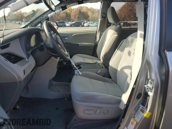 2019 Toyota Sienna LE with VIN 5TDJZ3DC1KS217606, listed as a Copart auction lot 78441064 with 71,717 mi miles and Salvage Title. Bid and sale history available at carsss.com. Image 7.