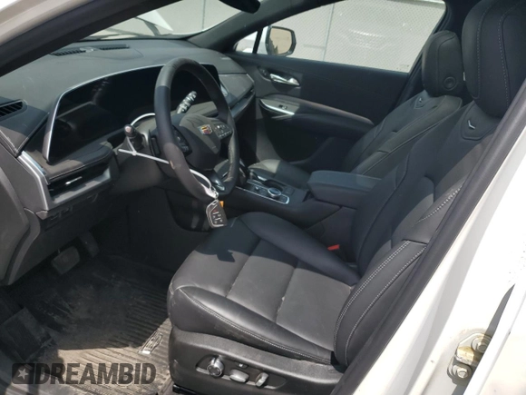 2024 Cadillac XT4 AWD Premium Luxury with VIN 1GYFZDR42RF162925, listed as a Copart auction lot 57039935 with 3,489 mi miles and Clean title. Bid and sale history available at DreamBid. Image 7.