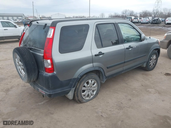 2006 Honda CR-V EX with VIN JHLRD78856C025761, listed as a IAAI auction lot 41714339 with 172,268 mi miles. Bid and sale history available at carsss.com. Image 4.