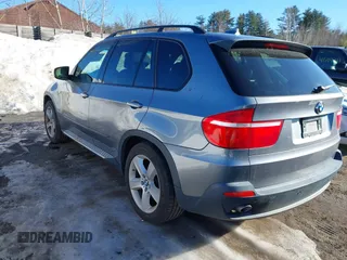 2010 BMW X5 35d with VIN 5UXFF0C54ALT77185, listed as a IAAI auction lot 41699375 with 151,770 mi miles. Bid and sale history available at carsss.com. Image 3.