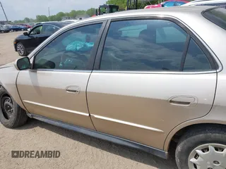 2002 Honda Accord LX z VIN 3HGCG56422G709092, wystawiony jako IAAI lot #42214711 z przebiegiem 94 386 mil mil oraz . Historia ofert i sprzedaży dostępna na DreamBid. Obrazek 15.