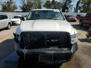 2016 Ram 1500 Tradesman z VIN 3C6JR6DG6GG209776, wystawiony jako Copart lot #72992604 z przebiegiem 56 753 mil mil oraz Szkoda całkowita • Salvage title. Historia ofert i sprzedaży dostępna na DreamBid. Obrazek 5.