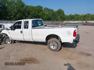 2012 Ford F-250 XL z VIN 1FT7X2B64CEC70511, wystawiony jako IAAI lot #42637624 z przebiegiem 252 372 mil mil oraz . Historia ofert i sprzedaży dostępna na DreamBid. Obrazek 14.