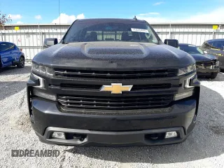 2021 Chevrolet Silverado 1500 RST with VIN 3GCUYEED0MG305146, listed as a Copart auction lot 75649424 with 101,471 mi miles and Salvage Title. Bid and sale history available at carsss.com. Image 5.