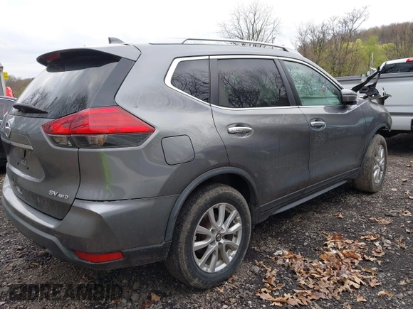 2017 Nissan Rogue SV with VIN KNMAT2MV4HP583060, listed as a IAAI auction lot 42093224 with Not Provided miles and . Bid and sale history available at carsss.com. Image 4.