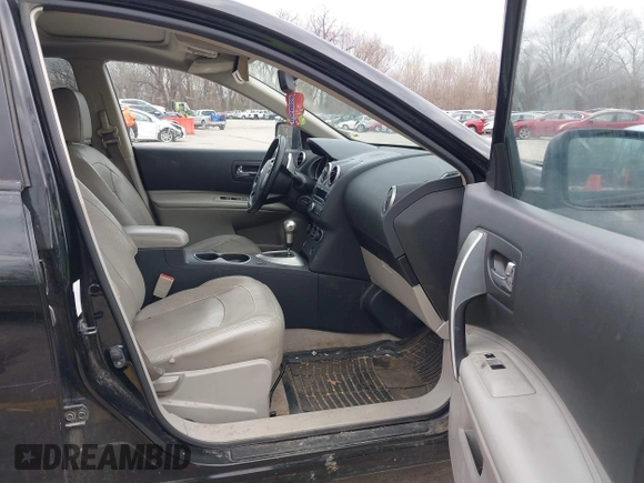 2008 Nissan Rogue SL with VIN JN8AS58V88W411610, listed as a IAAI auction lot 41859380 with 188,517 mi miles and . Bid and sale history available at DreamBid. Image 5.