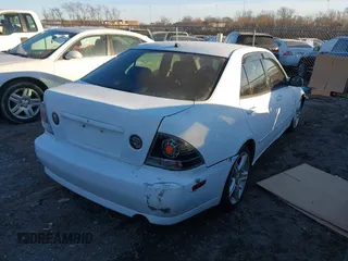 2001 Lexus IS with VIN JTHBD182110011002, listed as a IAAI auction lot 41463195 with 181,812 mi miles. Bid and sale history available at carsss.com. Image 4.