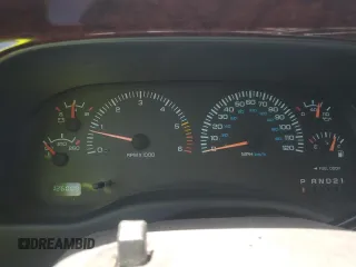 2000 Dodge Durango z VIN 1B4HS28Z3YF291451, wystawiony jako Copart lot #49646545 z przebiegiem 126 009 mil mil oraz Szkoda całkowita • Salvage title. Historia ofert i sprzedaży dostępna na DreamBid. Obrazek 9.