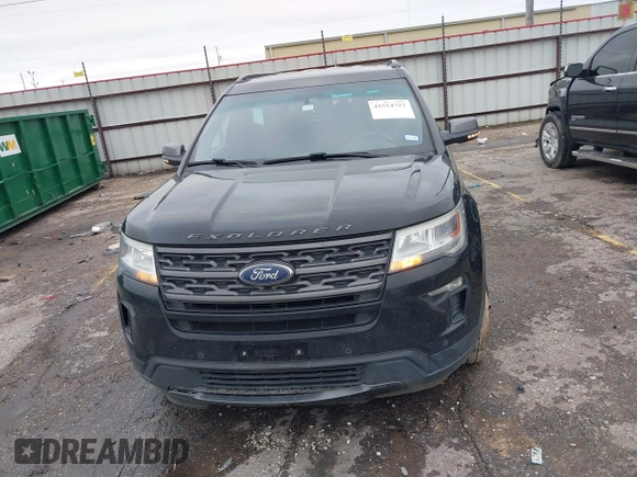 2018 Ford Explorer XLT with VIN 1FM5K8D83JGC20557, listed as a IAAI auction lot 41554727 with 98,180 mi miles and . Bid and sale history available at carsss.com. Image 11.