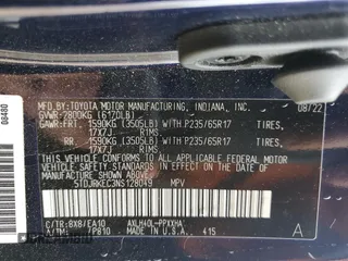 2022 Toyota Sienna XLE z VIN 5TDJRKEC3NS128049, wystawiony jako Copart lot #57020625 z przebiegiem Nie podano mil oraz Szkoda całkowita • Salvage title. Historia ofert i sprzedaży dostępna na DreamBid. Obrazek 13.