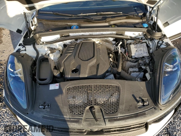 2025 Porsche Macan with VIN WP1AA2A52SLB00527, listed as a Copart auction lot 86108724 with Not provided miles and Non repairable. Bid and sale history available at DreamBid. Image 12.