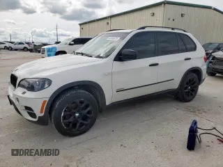 2011 BMW X5 35i z VIN 5UXZV4C50BL741367, wystawiony jako Copart lot #54586075 z przebiegiem 178 110 mil mil oraz Szkoda całkowita • Salvage title. Historia ofert i sprzedaży dostępna na DreamBid. Obrazek 1.