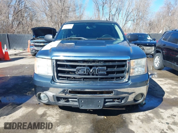 2007 GMC Sierra 1500 SLT z VIN 2GTEK133X71616220, wystawiony jako IAAI lot #41669281 z przebiegiem 269 626 mil mil oraz . Historia ofert i sprzedaży dostępna na DreamBid. Obrazek 13.