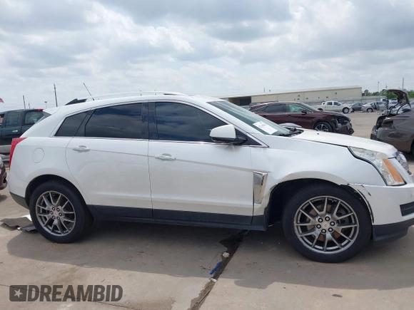 2016 Cadillac SRX Luxury Collection with VIN 3GYFNEE37GS584342, listed as a IAAI auction lot 42115642 with 110,306 mi miles and . Bid and sale history available at carsss.com. Image 13.