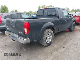 2010 Nissan Frontier SE z VIN 1N6AD0CW2AC415374, wystawiony jako IAAI lot #42321089 z przebiegiem 114 385 mil mil oraz . Historia ofert i sprzedaży dostępna na DreamBid. Obrazek 4.
