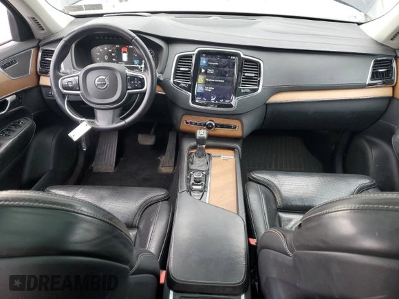 2016 Volvo XC90 T6 Inscription with VIN YV4A22PL1G1041829, listed as a Copart auction lot 47367425 with 125,531 mi miles and Clean Title. Bid and sale history available at carsss.com. Image 8.