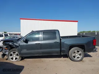 2018 Chevrolet Silverado 1500 LT with VIN 3GCPCREC1JG537552, listed as a IAAI auction lot 41944899 with 92,075 mi miles. Bid and sale history available at carsss.com. Image 14.