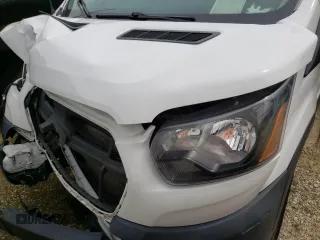 2020 Ford Transit Cargo with VIN 1FTBR1C85LKB10797, listed as a Copart auction lot 50422234 with 123,273 mi miles and Salvage Title. Bid and sale history available at DreamBid. Image 5.