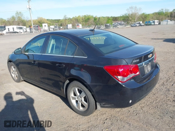 2013 Chevrolet Cruze 1LT with VIN 1G1PC5SB0D7111476, listed as a IAAI auction lot 42088469 with 70,581 mi miles and . Bid and sale history available at DreamBid. Image 3.